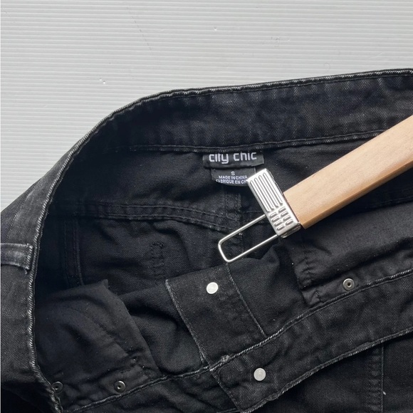 City Chic Women’s Black Denim Skirt Short Button-Up Panel A-Line Plus Size S 16 - Picture 4 of 7